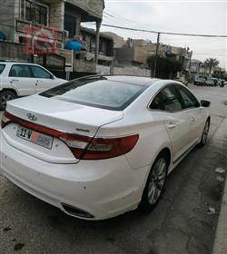 هيونداي أزيرا